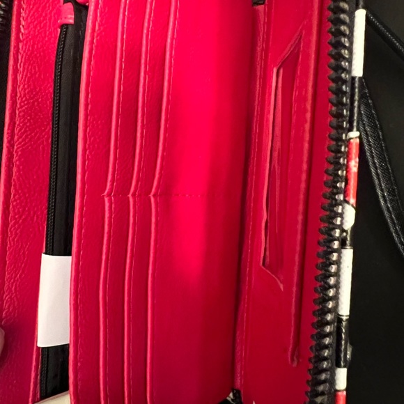 NWT Betsey Johnson Zippered Wallet and Scarf Gift Set NEW WITH TAGS - Picture 7 of 11